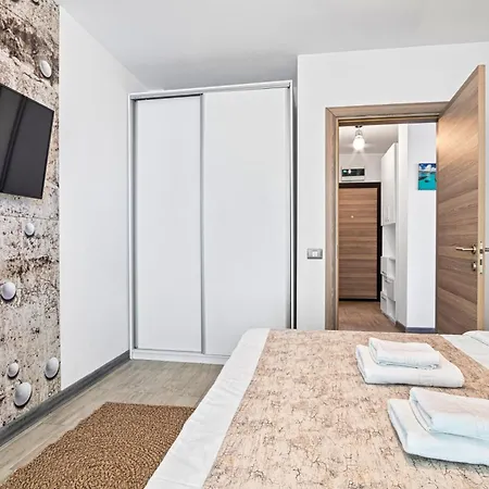 Bavaro - Pool & Apartman